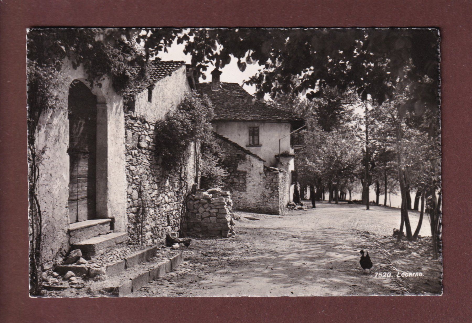 Cartoline postali: LOCARNO - Motivo - 1944 – Usato da Pully venduto da nicecards