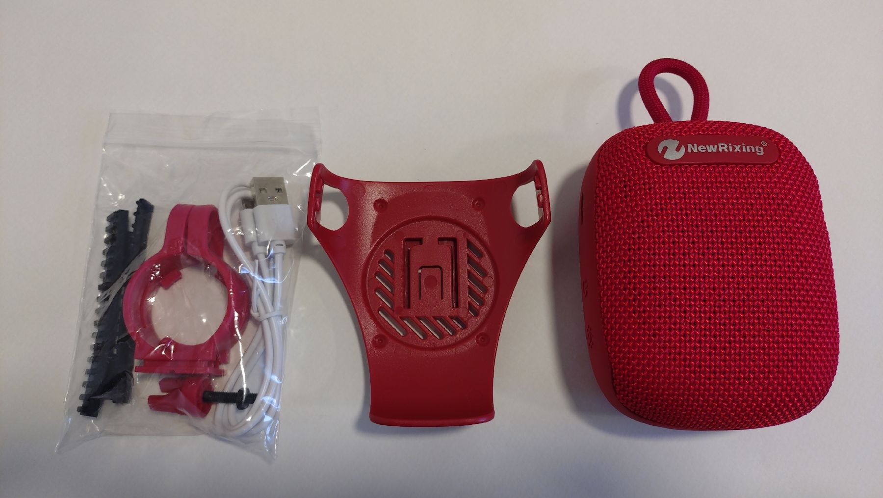 Casse acustiche: Bluetooth Lautsprecher für Lenker – Nuovo e nell'imballaggio originale da Tägerschen venduto da cupra81