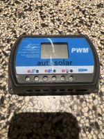  Autosolar PWM Solarladeregler mit LCD Anzeige