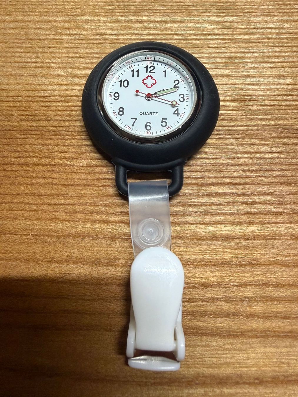 Orologi: Schwesternuhr Quartz mit Clip schwarz – Nuovo e nell'imballaggio originale da Samedan venduto da PflegeWerkzeug