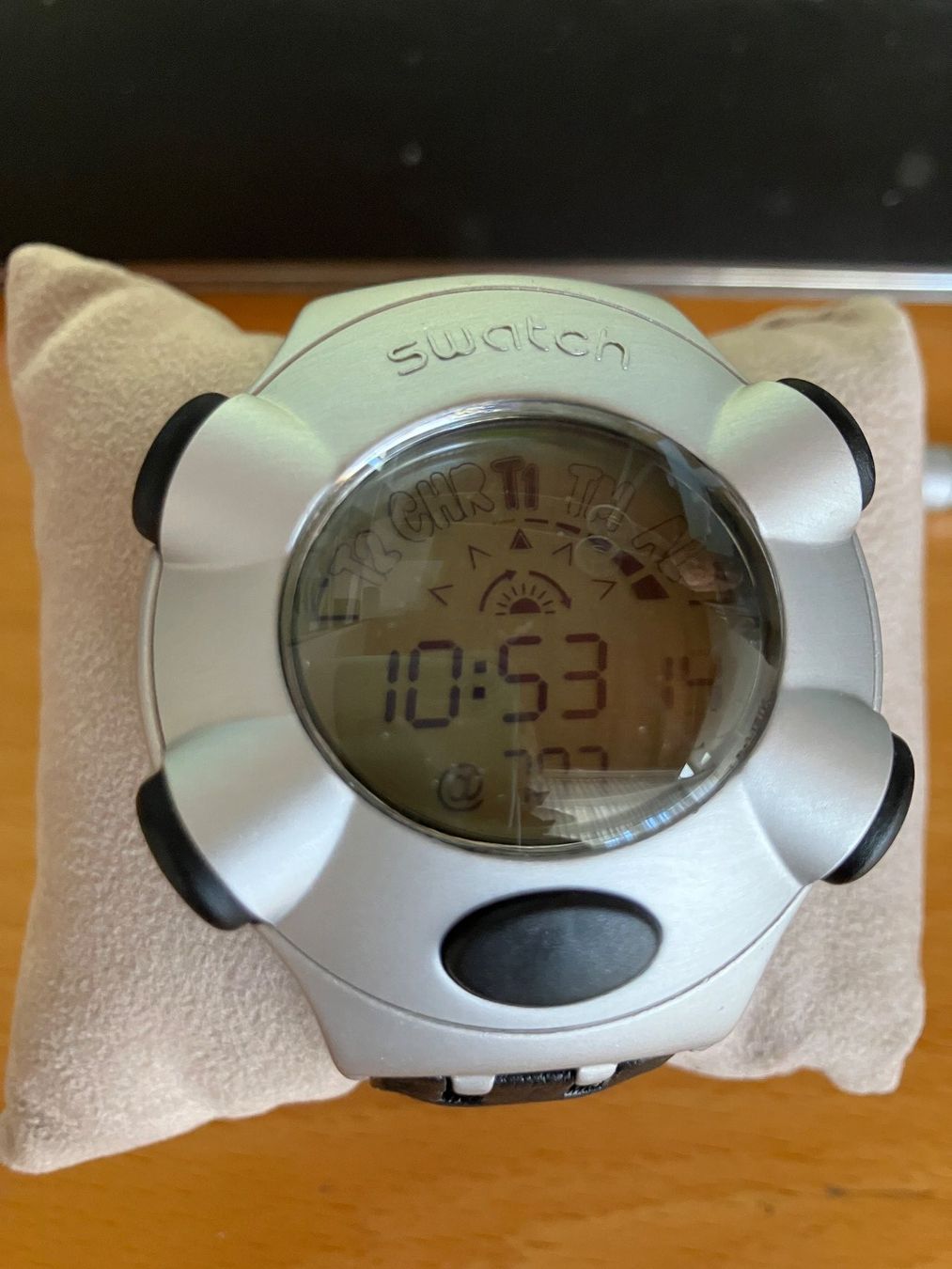Swatch Smartwatch: Swatch .Beat Aluminium Uhr – Usato da REGENSDORF venduto da annelies08
