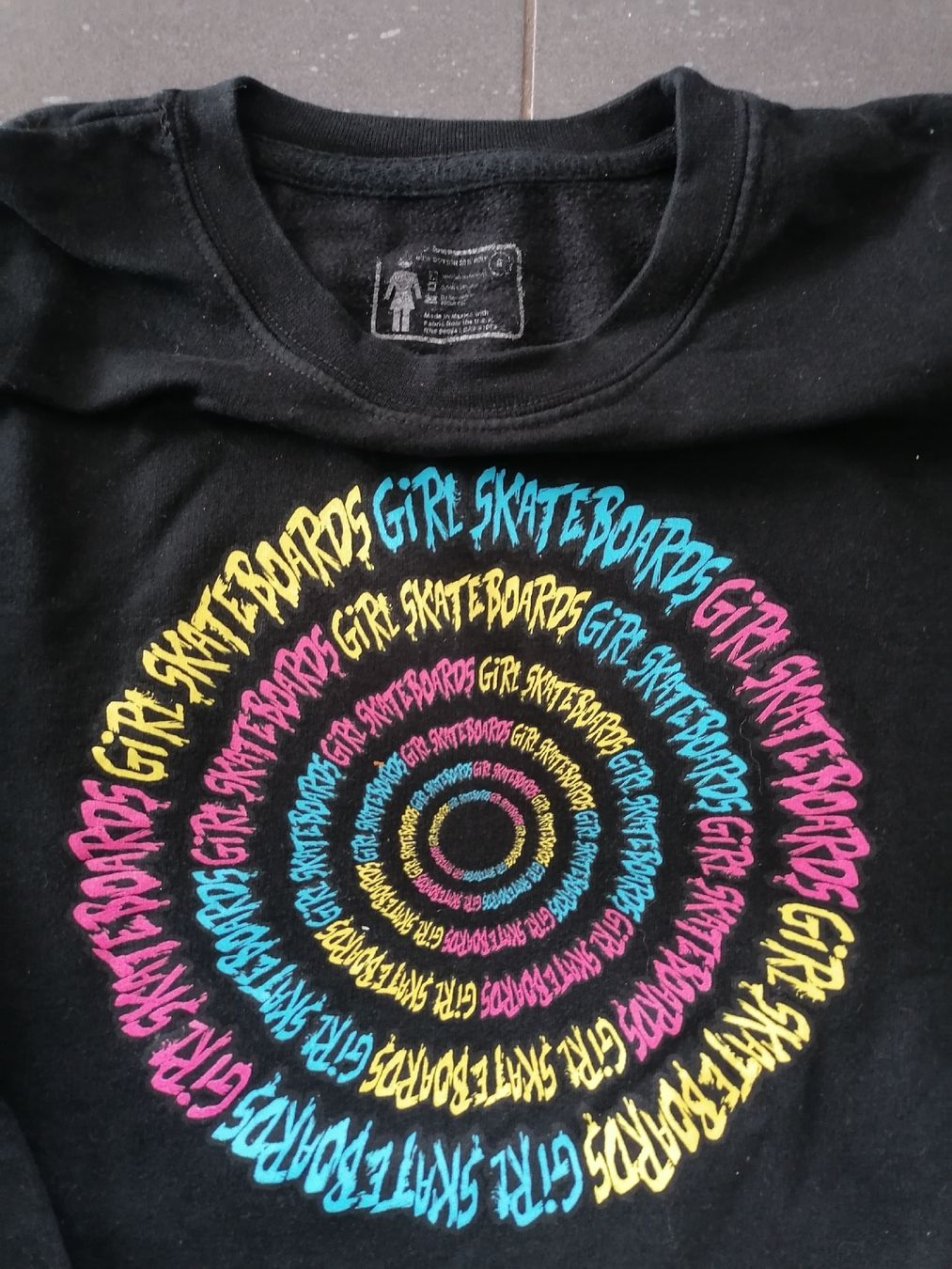 Maglioni & Felpe: Girl Skateboard Pullover Gr. M – Usato da Goldswil venduto da cin_m8xy 1
