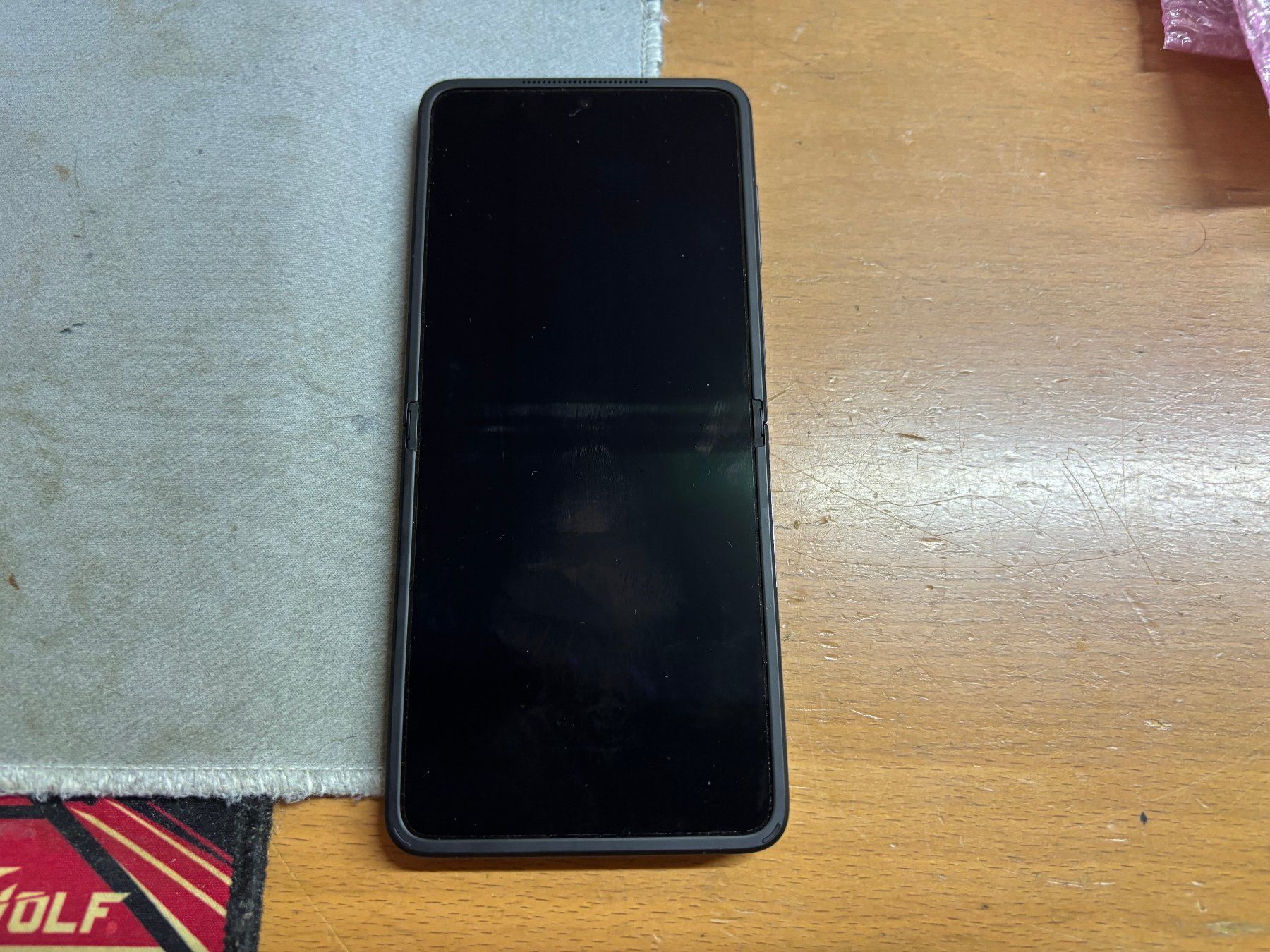 Oppo Telefoni cellulari / Smartphones: OPPO Find N2 Flip 256Gb #51 – Usato da Au SG venduto da bah_6f5w