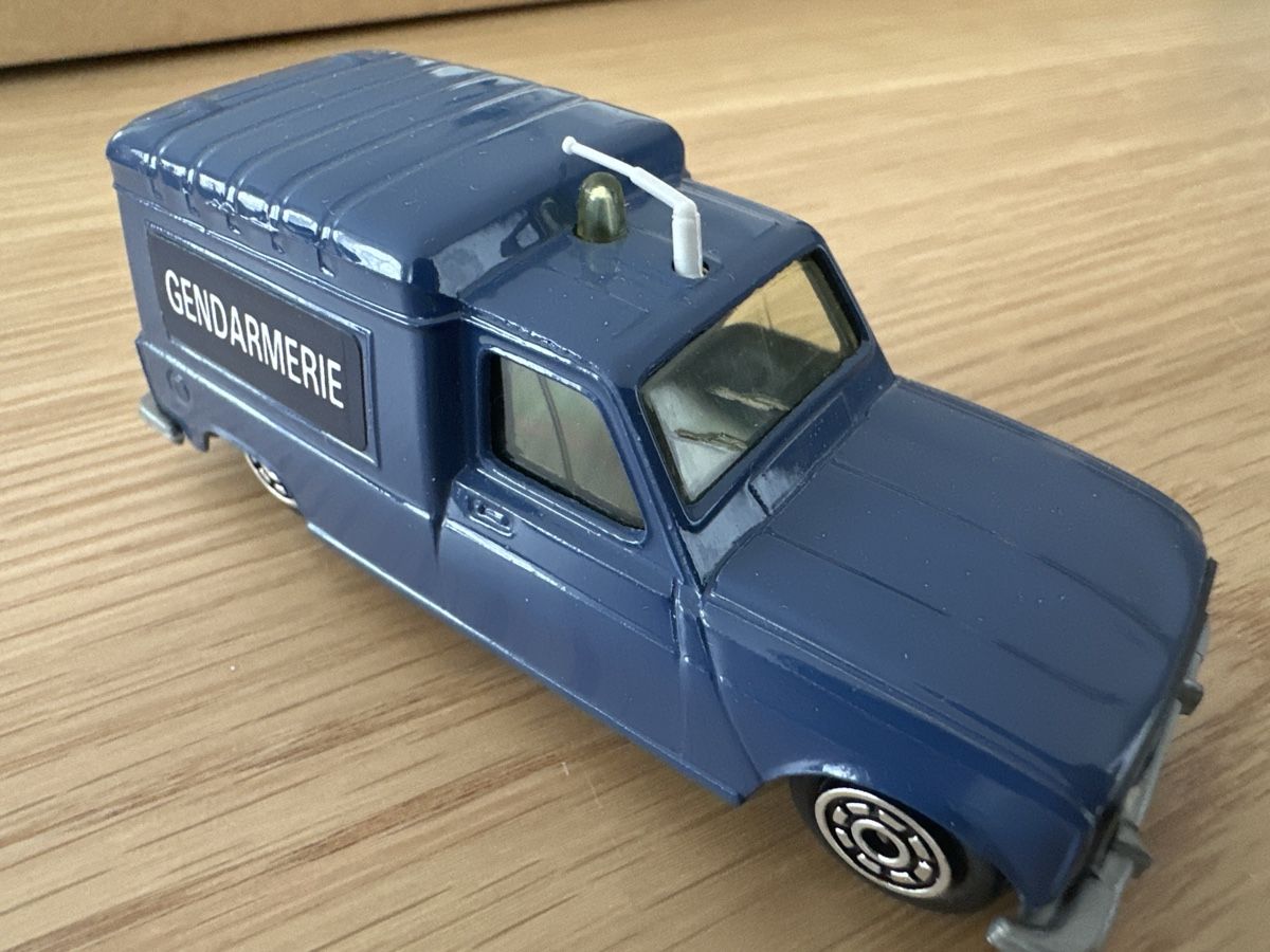 Modellini d'auto: 1:43 Modellauto Zustand gem. beiliegenden Bildern – Usato da Sennwald venduto da HARO-Import