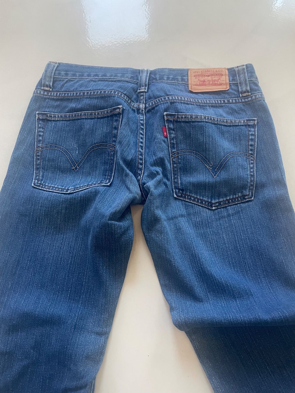 Levi's Jeans: Jeans Levi's – Gebraucht aus Minusio von Pink222 2
