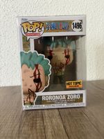 Funko pop roronoa Zoro 1496 hot topic exclusive glow error