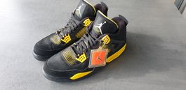 Jordan 4 Thunder 2012