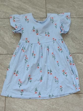 Kinder Kleid H&M Blumenmuster Hellblau Groesse 122