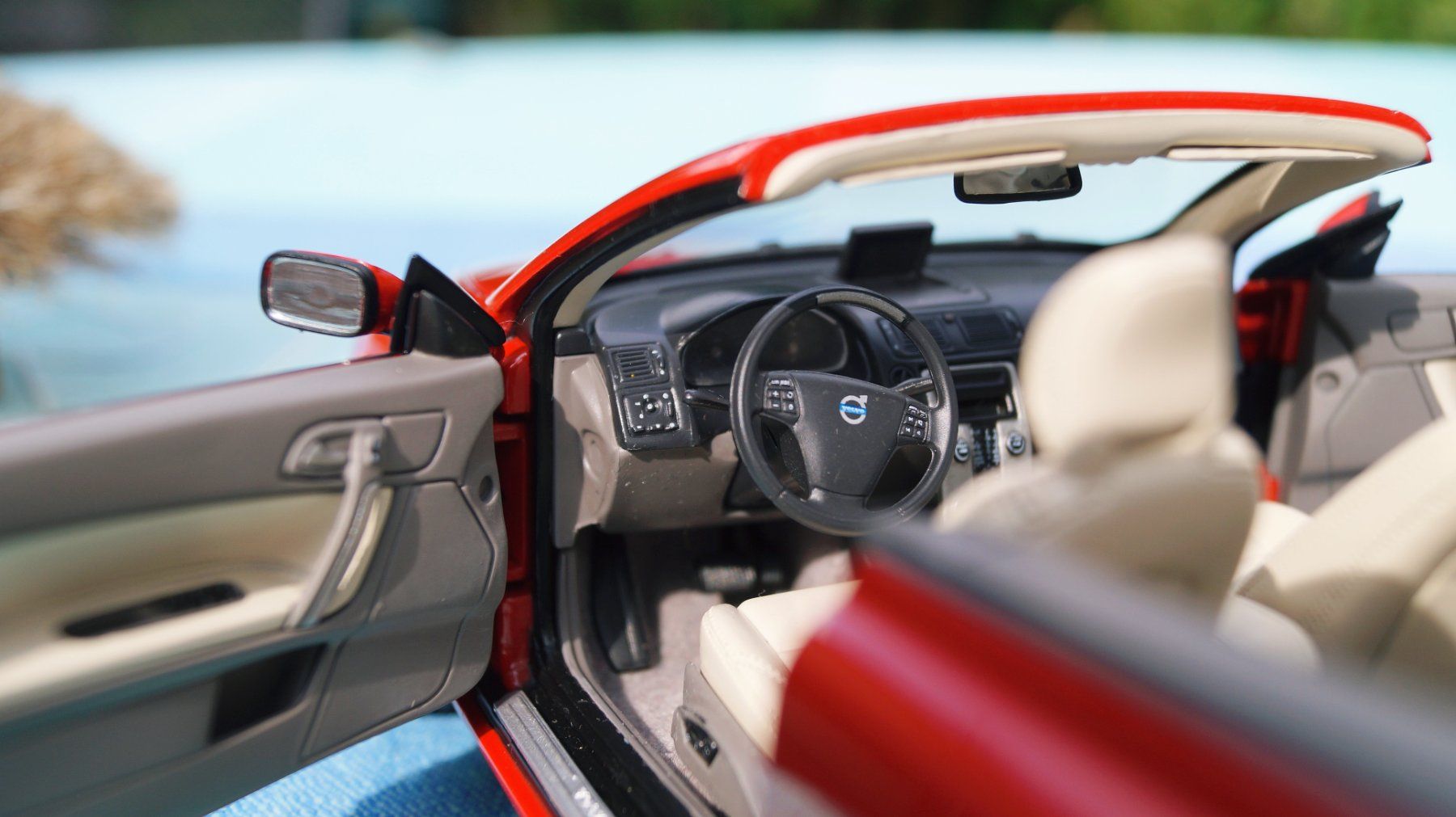 Volvo Modellini d'auto: Volvo C70 Coupé/Cabriolet 1:18 – Nuovo e nell'imballaggio originale da Olten venduto da ava0104 7