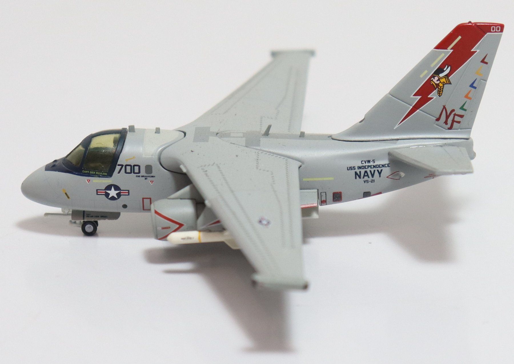 Lockheed Modellbausätze & Standmodelle: Lockheed S-3 Viking Diecast Modell 1:200 – Gebraucht aus Frick von volvo850driver 3