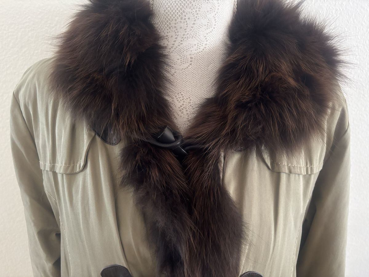 Giacche: Jacke mit Pelz Gr. M/L – Usato da Winterthur venduto da san_wd8j 1