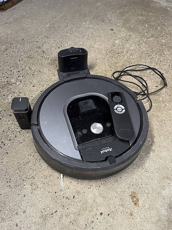 Aspirapolveri & Accessori: iRobot Roomba 960 Saugroboter  Top Zustand – Usato da Liestal venduto da daniela8383