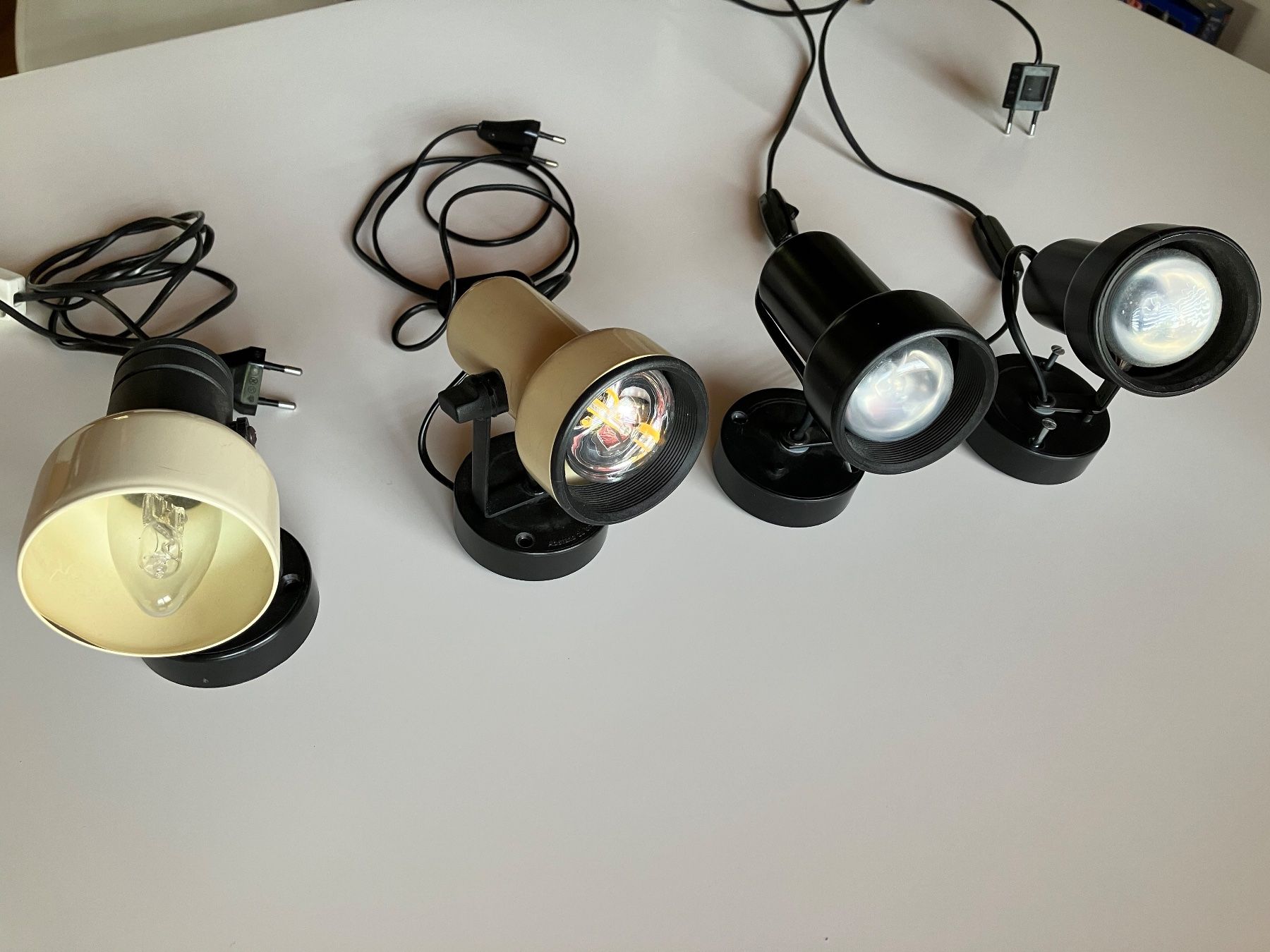 Lampen: 4 Wandspots / Schlafzimmer Lampen – Gebraucht aus Rüti ZH von captnjohnny 1
