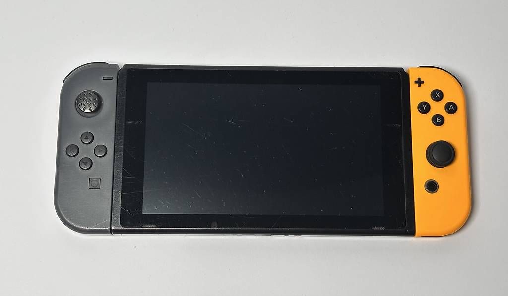 Nintendo Konsolen: Nintendo Switch Console | Accessori + Gioco – Gebraucht aus Gordola von kar_gy5g 1