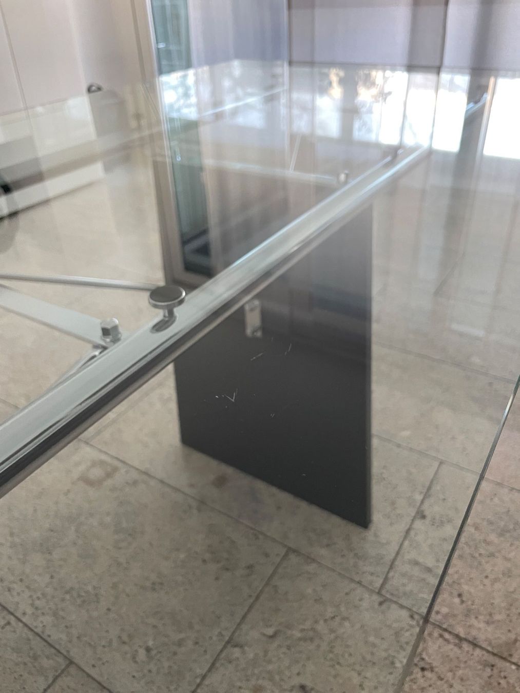 Victoria Möbel Tavoli: Victoria Design Glastisch / Esstisch / Designklassiker – Usato da Zug venduto da Jason_16 5