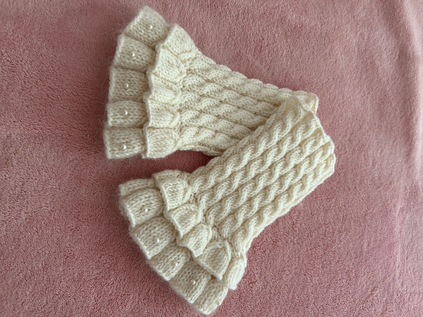 Altro in  Abbigliamento & Accessori: Amedisli NEU, beige mit Perlen – Nuovo (secondo la descrizione) da Möhlin venduto da seerose6 1