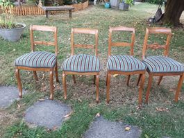 4 Biedermeier Stühle Nussbaum