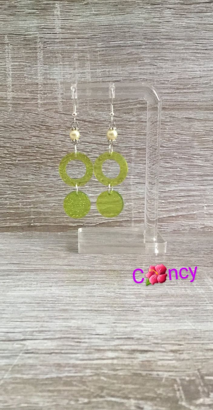 Orecchini pendenti & Orecchini a lobo: boucle d'oreille – Nuovo (secondo la descrizione) da Genève venduto da mir_qfr5 2