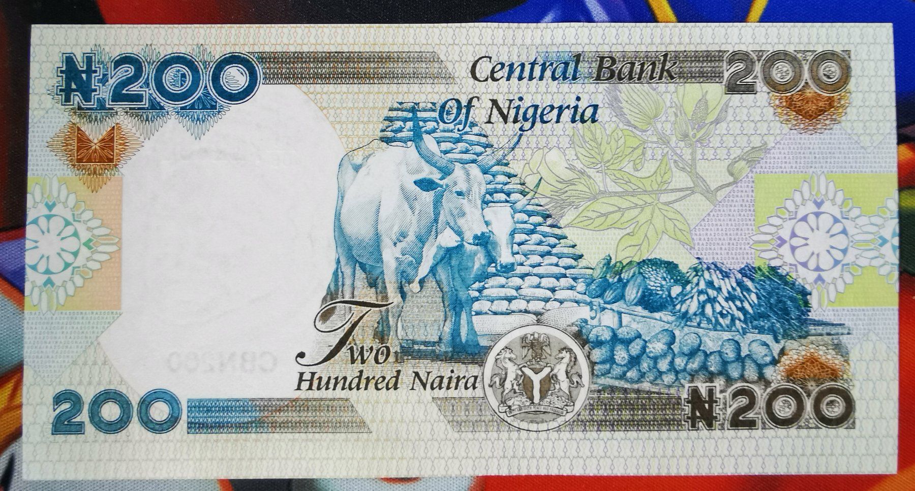 Banconote: Nigeria 200 Naira UNC – Nuovo (secondo la descrizione) da Cousset venduto da Patricio77 1