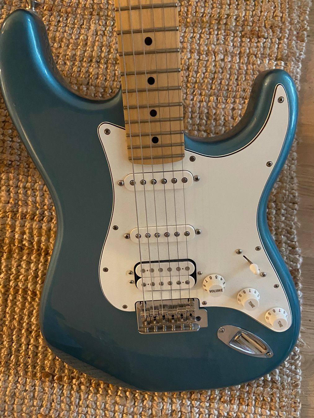 Fender Strumenti musicali: Fender Player Series Strat HSS MN TPL – Usato da Zürich venduto da tht_p8br 2