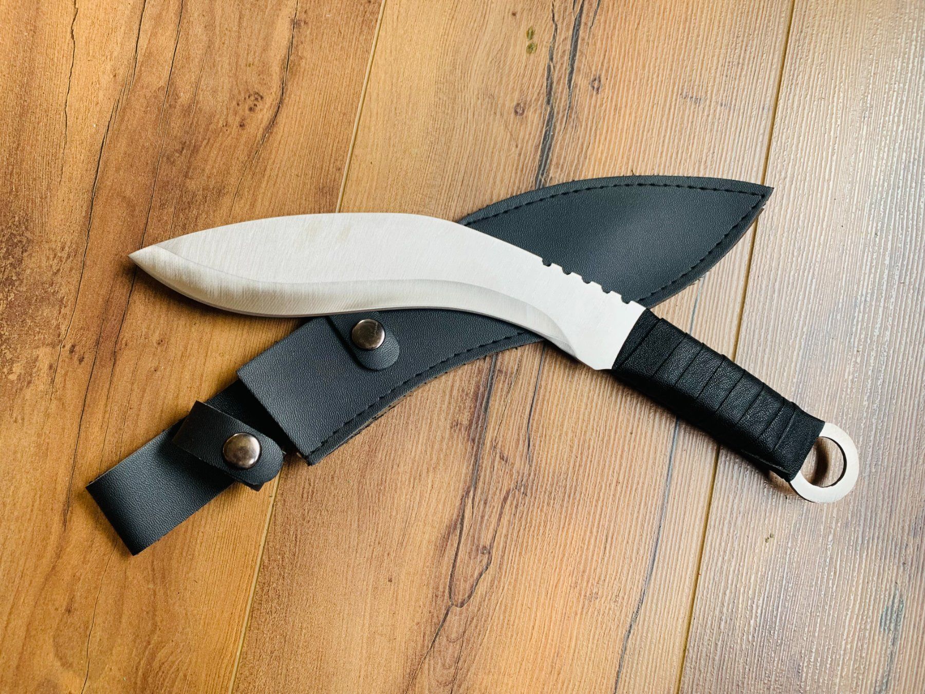 Accessori: Ozeanien Machete Tactical Messer 34cm – Nuovo e nell'imballaggio originale da Bergdietikon venduto da shopAgent 4