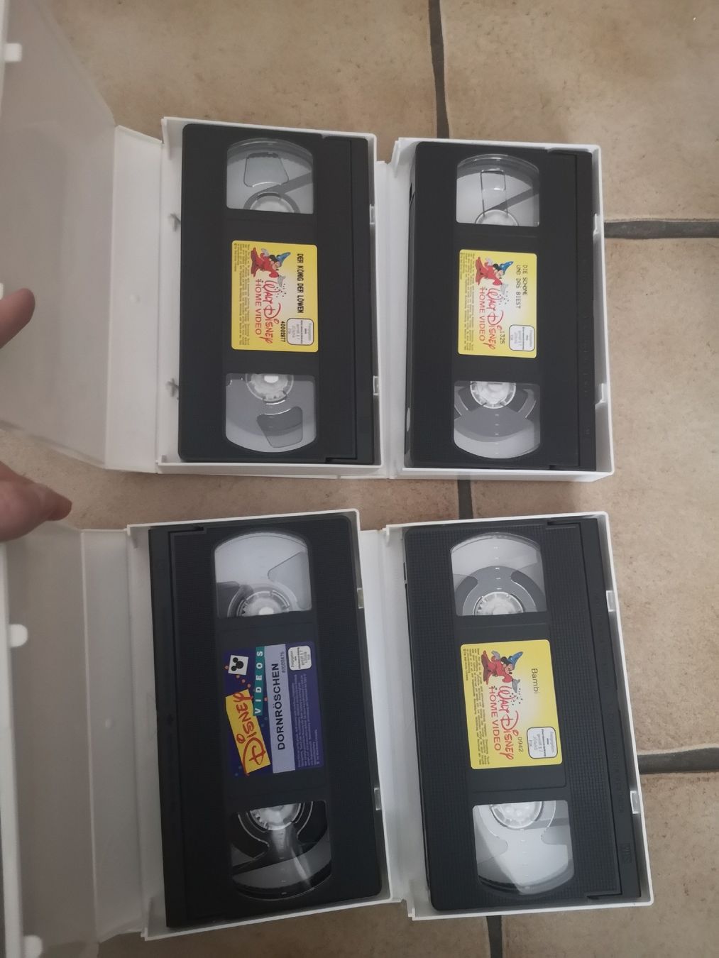 Tutti i VHS: Sammlung 9 Disney VHS Kasetten – Usato da Ibach venduto da FlyingFox26 7