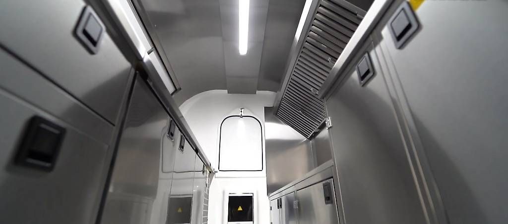 Rimorchi: LOCATION DE FOOD TRUCK – Nuovo e nell'imballaggio originale da Gland venduto da Helvetruck 6