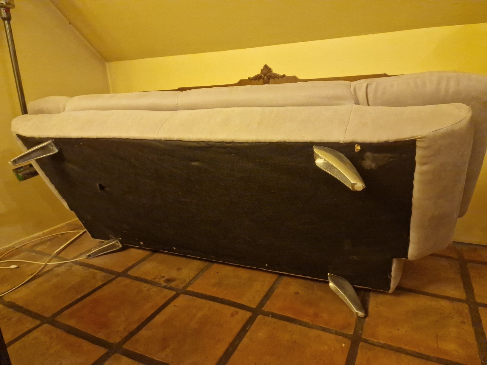 Sofas: Sofa hellgrau Wildleder 2-Sitzer gebraucht – D'occasion à unterengstringen par ale_6qdp 3