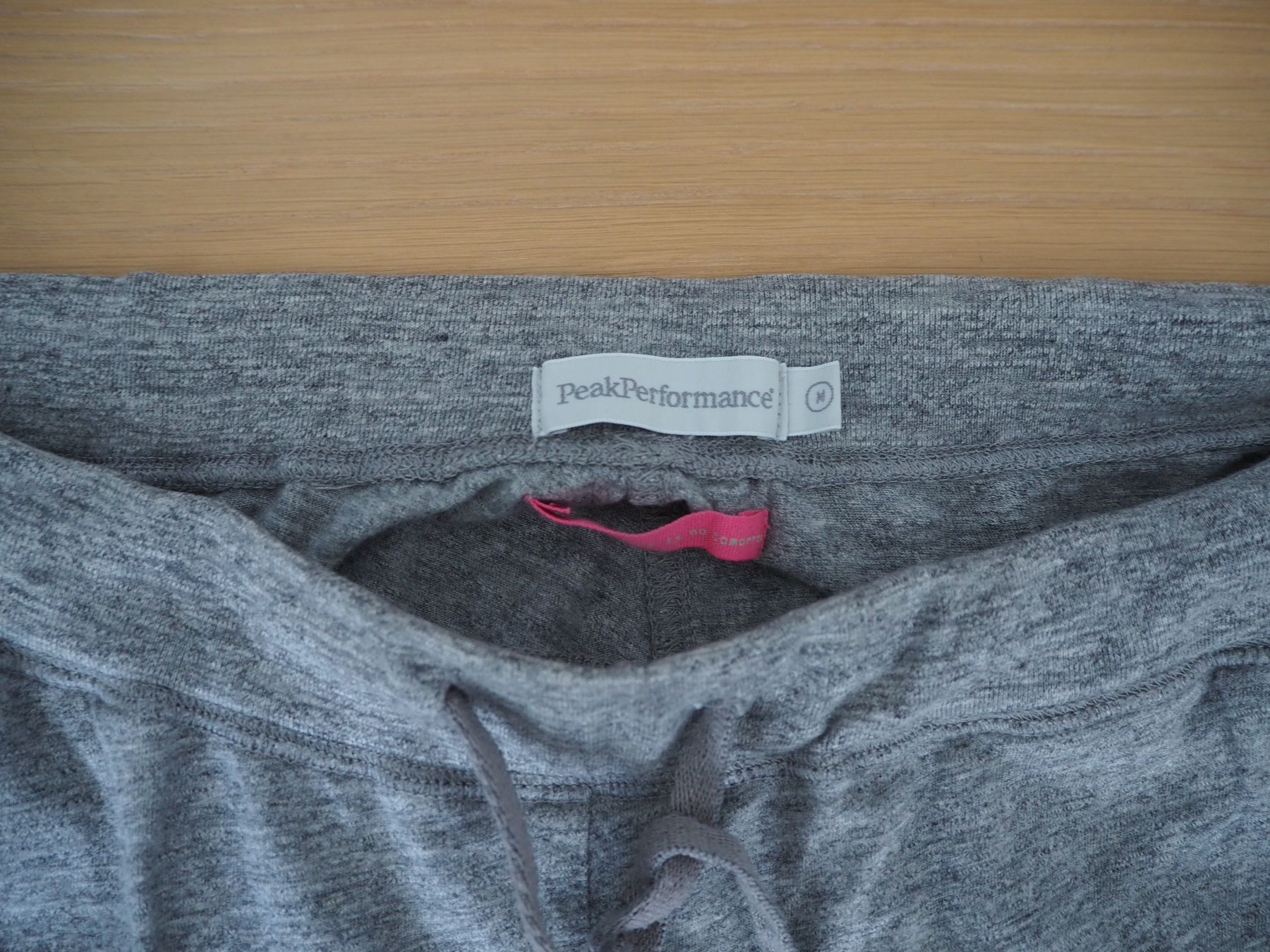 Peak Performance Pantaloni: Peak Performance Jogginghose Gr. M Sommerlich bequem – Usato da Zürich venduto da snowow 1