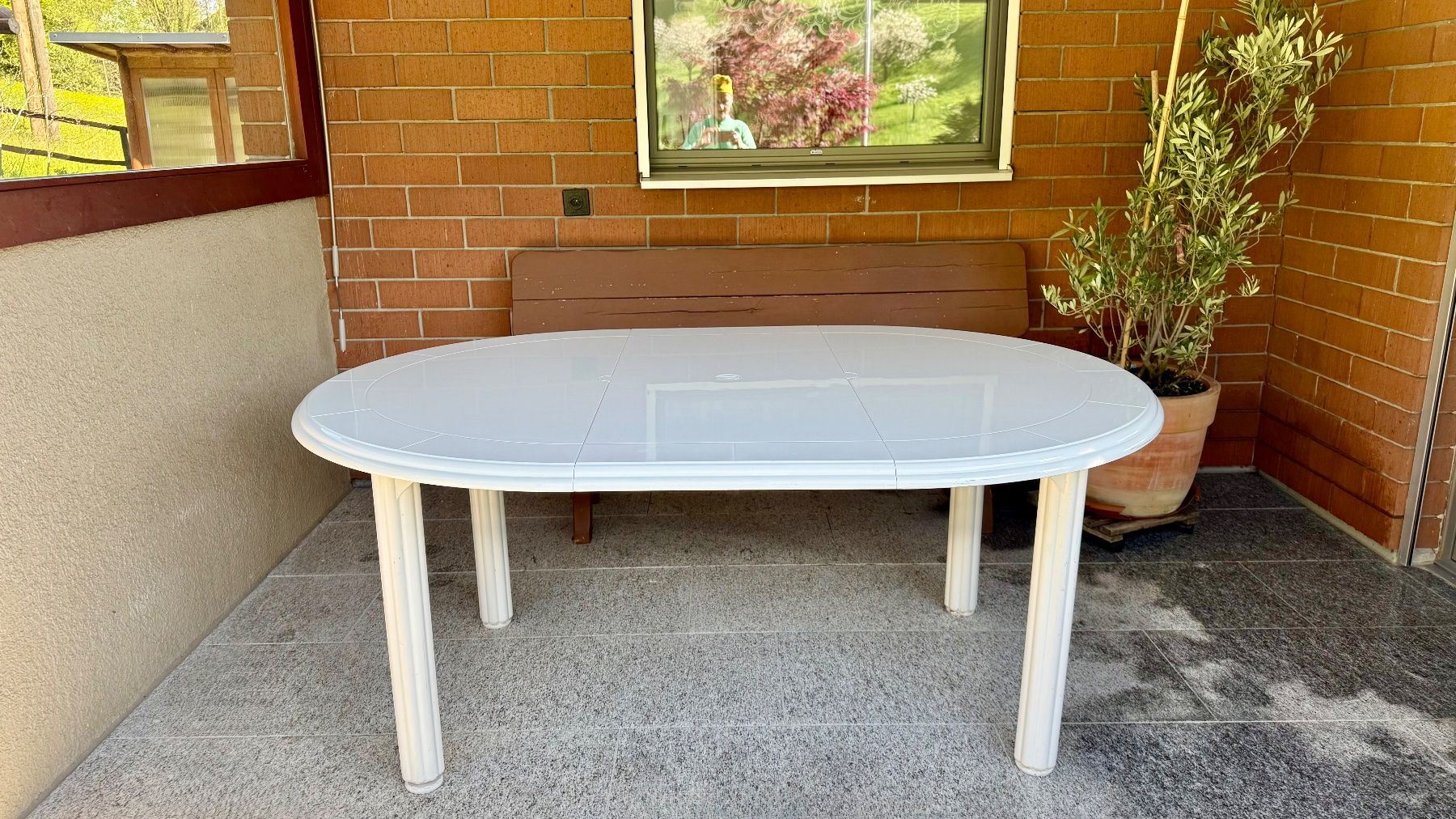 Tavoli: Eleganter Design Gartentisch weiss von TRICONFORT – Usato da Luzern venduto da mouton2000 3