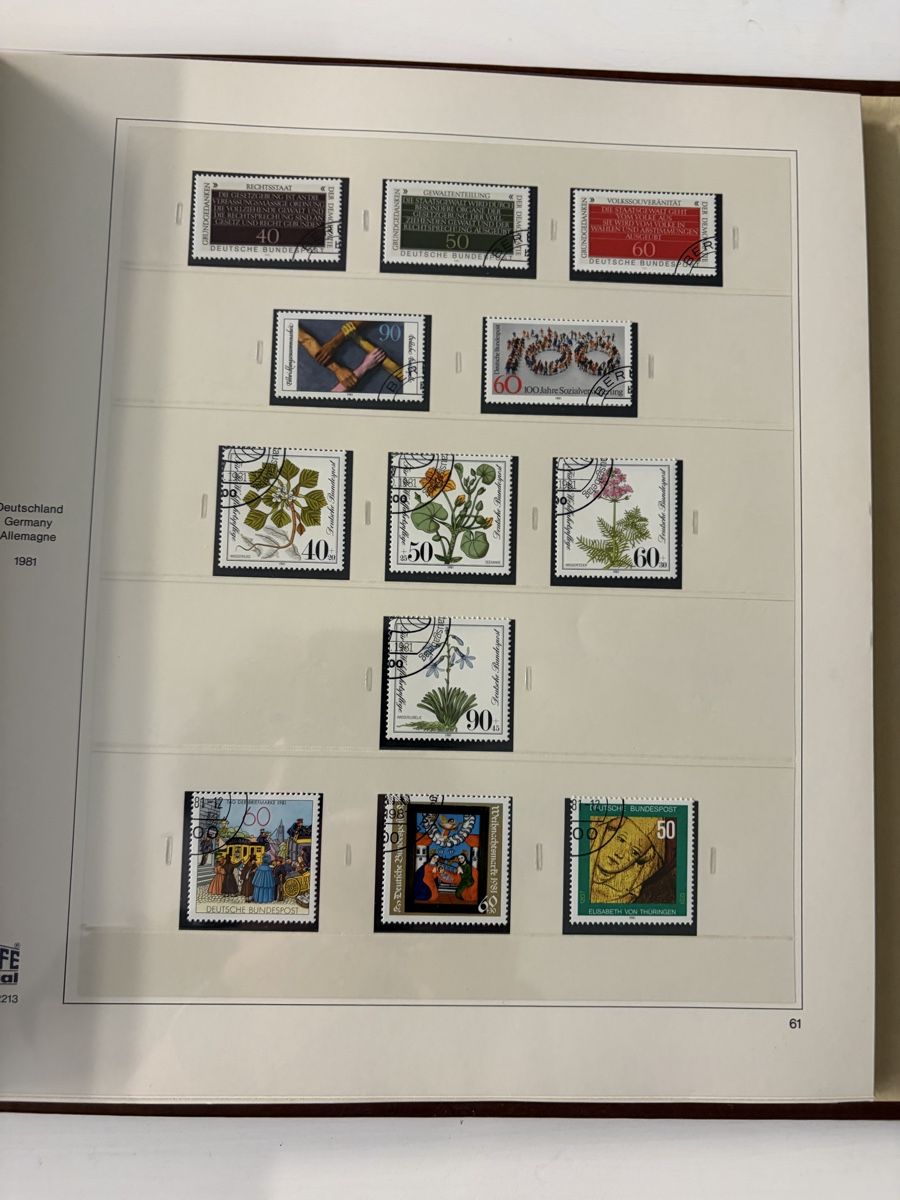 Albums: 3 Briefmarken Alben – D'occasion à Gebenstorf par mic_dz9t 1