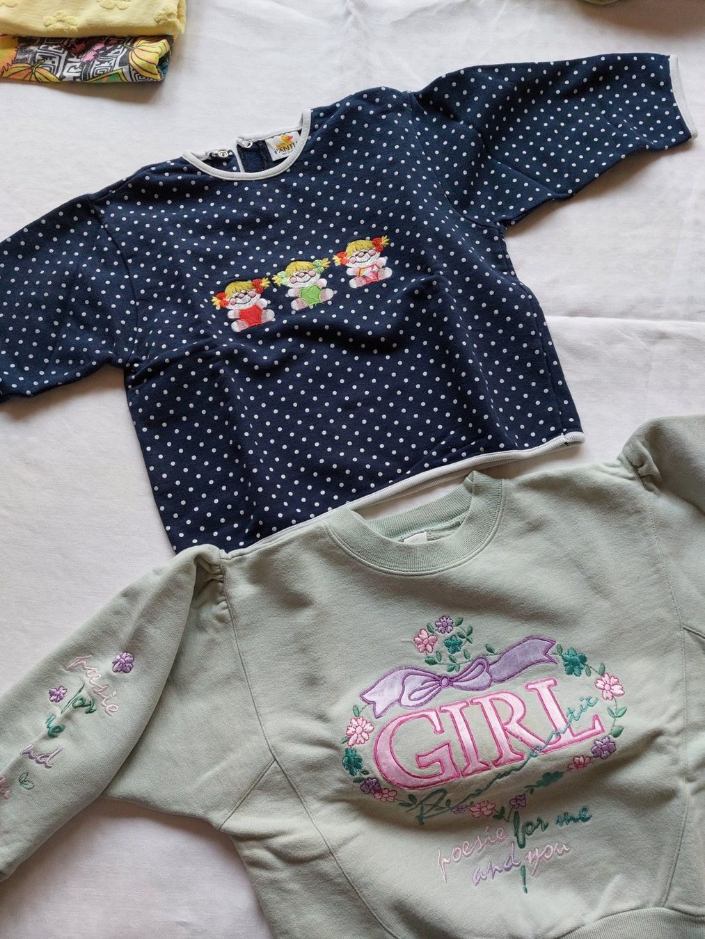 Lotti & Set di vestiti: Dicke Baumwollpullover  für Mädchen – Usato da Zürich venduto da Stenat 1