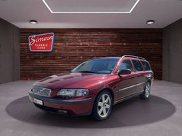 VOLVO V70 2.4T - ab MFK!