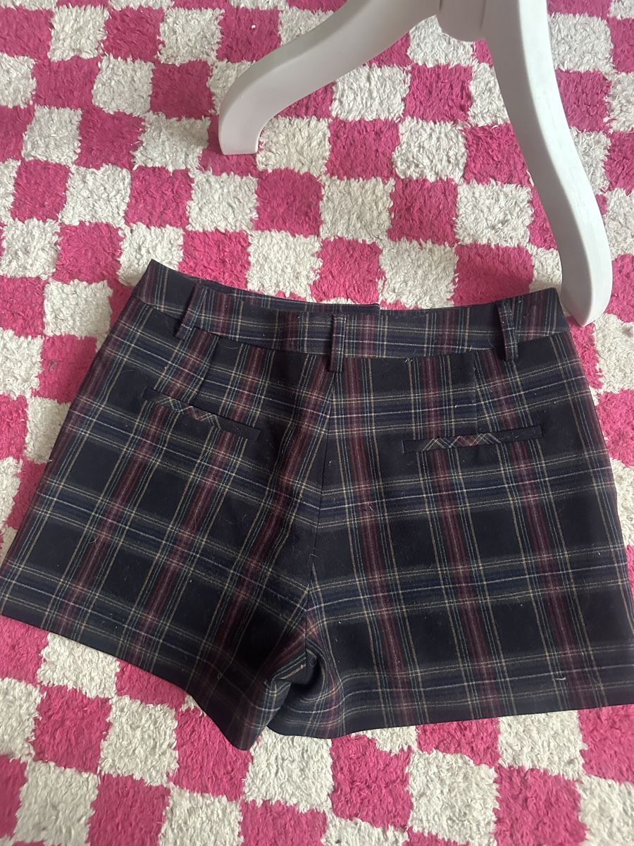 Pantaloni: Karierte Shorts – Usato da Zürich venduto da PuraVida111 2