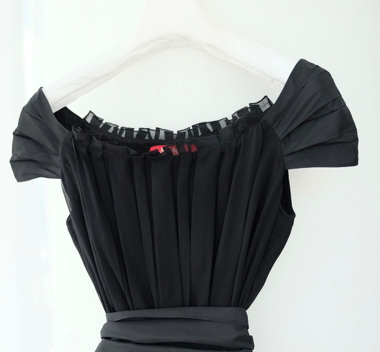 Max Mara Vestiti: Max Mara Studio robe EU38 US6 – Nuovo (secondo la descrizione) da Lausanne venduto da Nat_Sha 1
