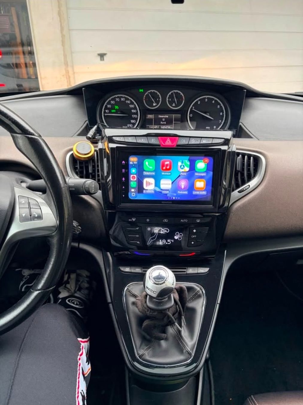 Lancia Automobili: Lancia Ypsilon TwinAir 2012 – Usato da Cornaux NE venduto da Kalou1995 1