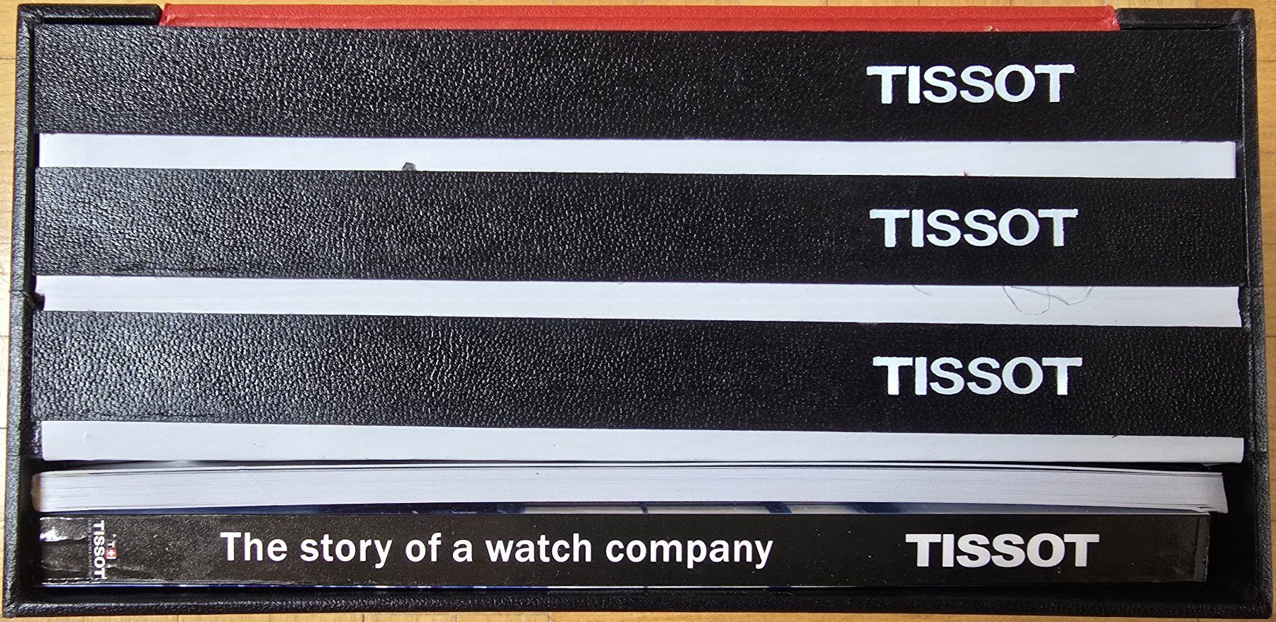 Tissot Scatole porta orologi: Tissot :  Uhrengehäuse – Usato da Froideville venduto da xXSebastienXx 4