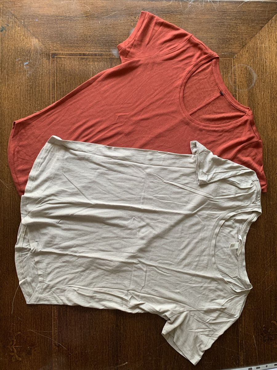 Kleiderpakete: T-Shirts Kleiderpacket – Gebraucht aus Zürich von missi03 8
