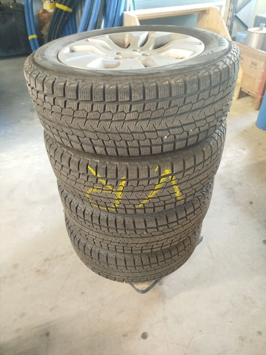 Subaru Pneumatici & Ruote complete: Komplettrad Subaru Outback Winter – Usato da Oberkulm venduto da Virtueller88 1
