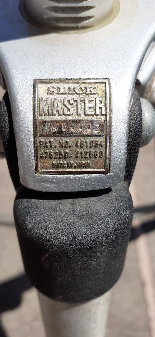 Treppiedi & Teste: Stativ 1960er - Silk Master Silk/Silk Tripod Delux – Usato da Mörschwil venduto da antiksalon21 4
