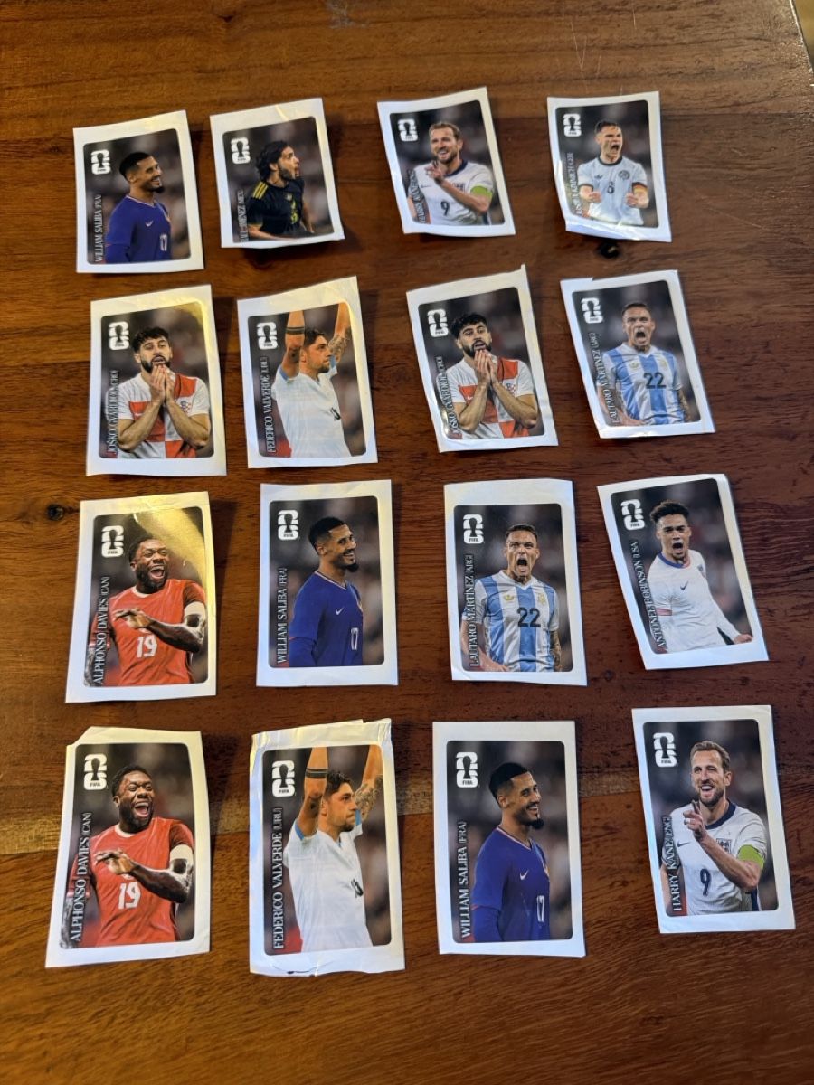 Panini Carte collezionabili: 16 panini cocacola sammelbilder  – Usato da Bern venduto da stibeli