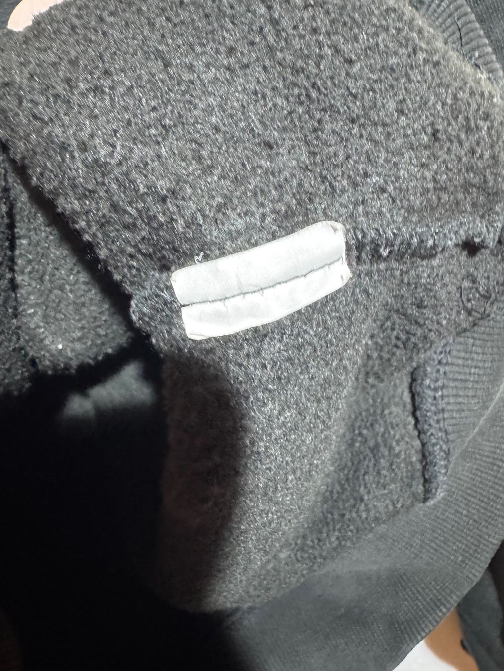 Pull&Bear Maglioni & Felpe: Schwarzer Kapuzenpullover, Hoodie von Pull&Bear Gr. S – Usato da Grosswangen venduto da SALE_SALE_SALE 5