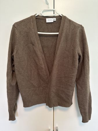 Strickjacke von Vila Grösse M in Olivgrün