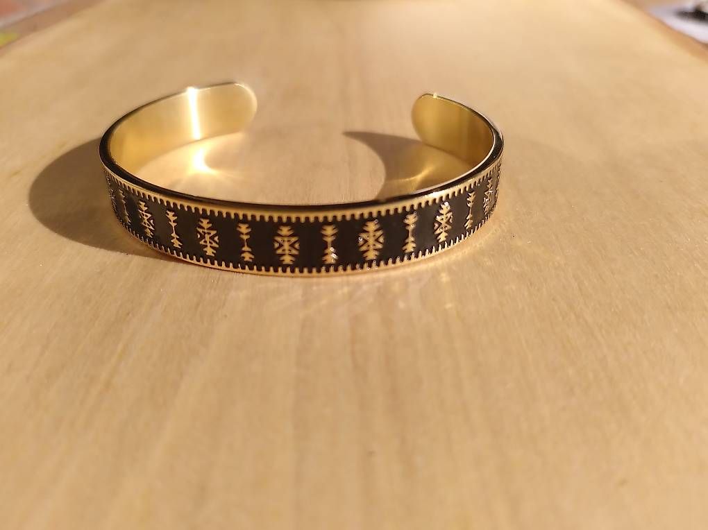 Bracciali & Braccialetti: Bracciale rigido in acciaio placcato oro – Usato da Sessa venduto da uza_x5jm 3