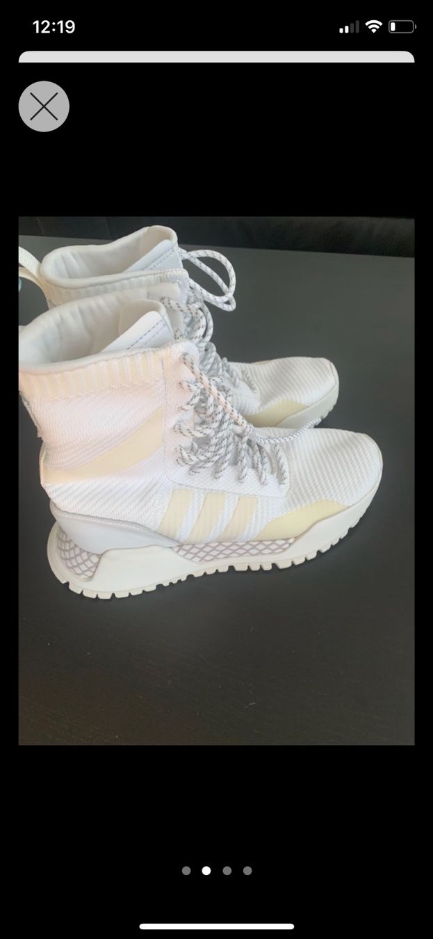 Adidas Damenschuhe: Sneaker Adidas – Neu (gemäss Beschreibung) aus Emmen von ama_8wmn 1