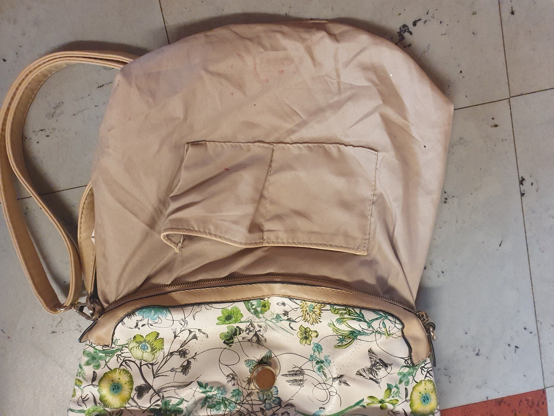 Sacs femmes: Umhängetasche – D'occasion à Moosseedorf par Sonnenschein.. 4
