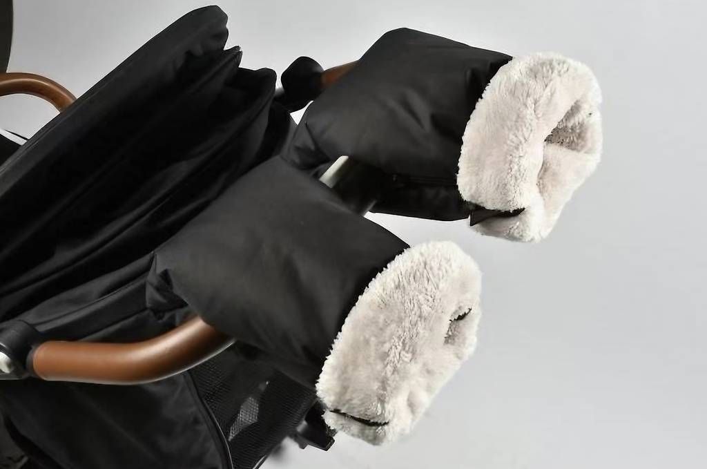 Guanti & manicotti: Red Castle Fausthandschuhe – Usato da Jegenstorf venduto da Lauraveci87