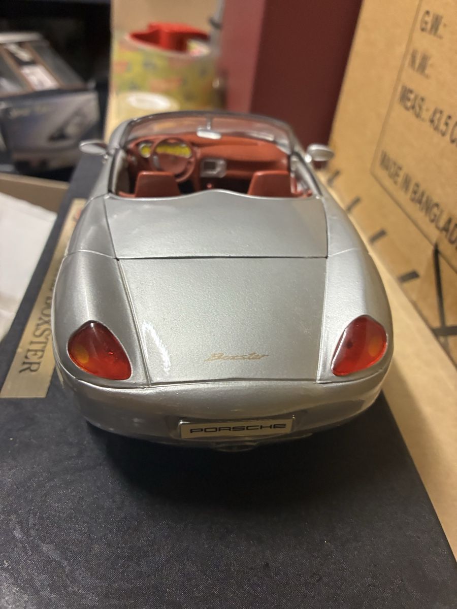 Maisto Modellini d'auto: Maisto Porsche Boxster silber 1:18 – Usato da Wattenwil venduto da Jasa79 6