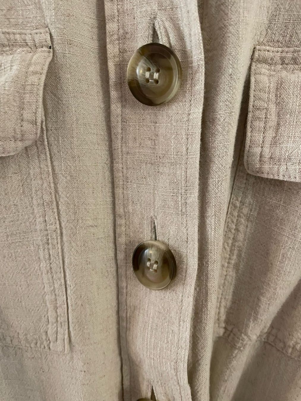 H&M Blusen: H&M Premium Leinen Bluse – Gebraucht aus Basadingen von ChristabelsCloset 3