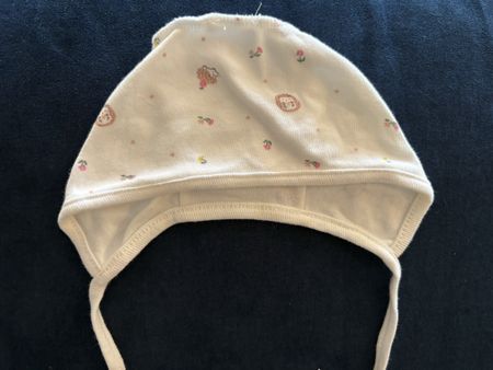 Mütze für Neugeborene 0-6M